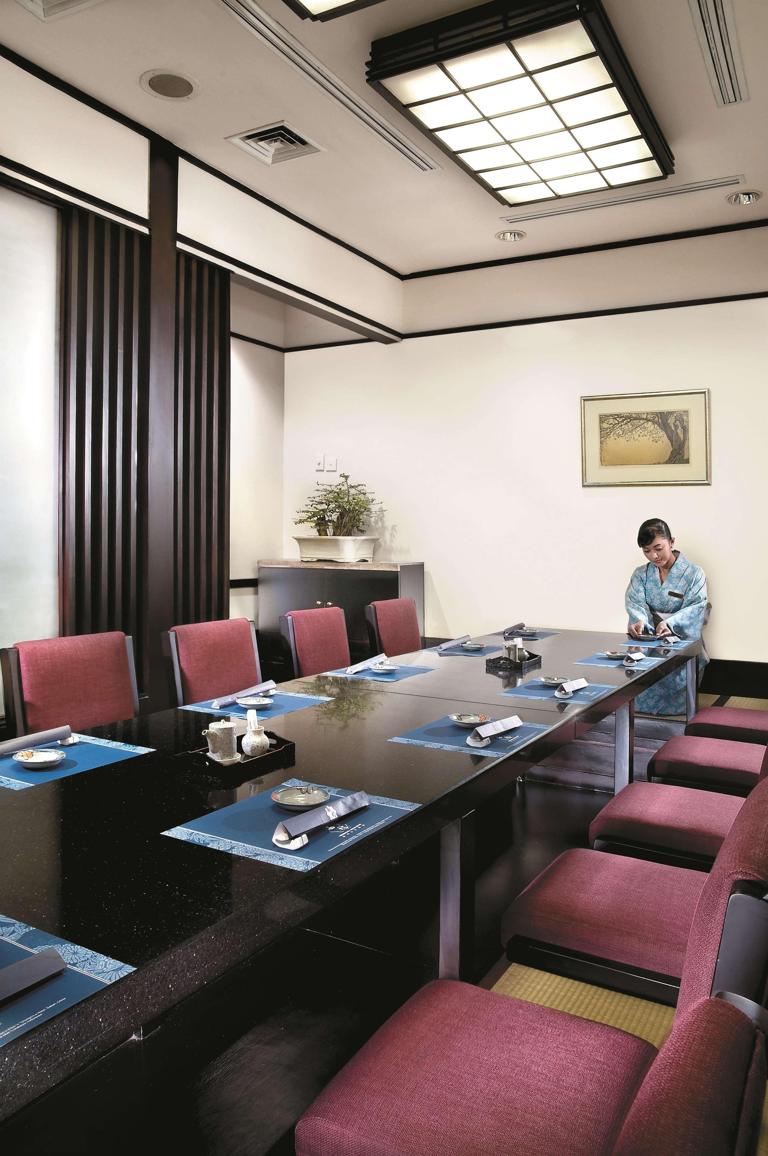 Shangri-La Surabaya Buitenkant foto