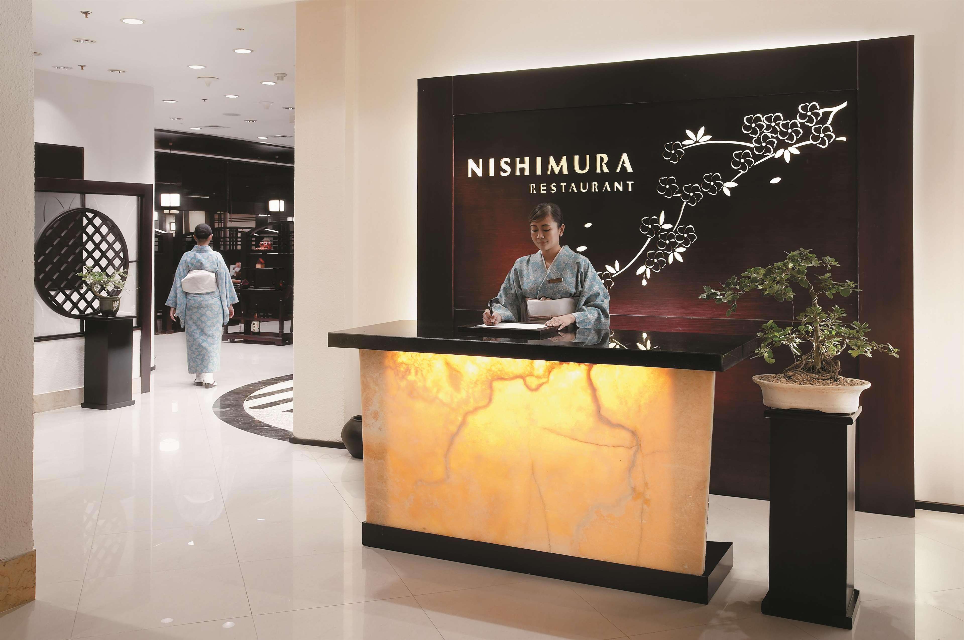 Shangri-La Surabaya Buitenkant foto