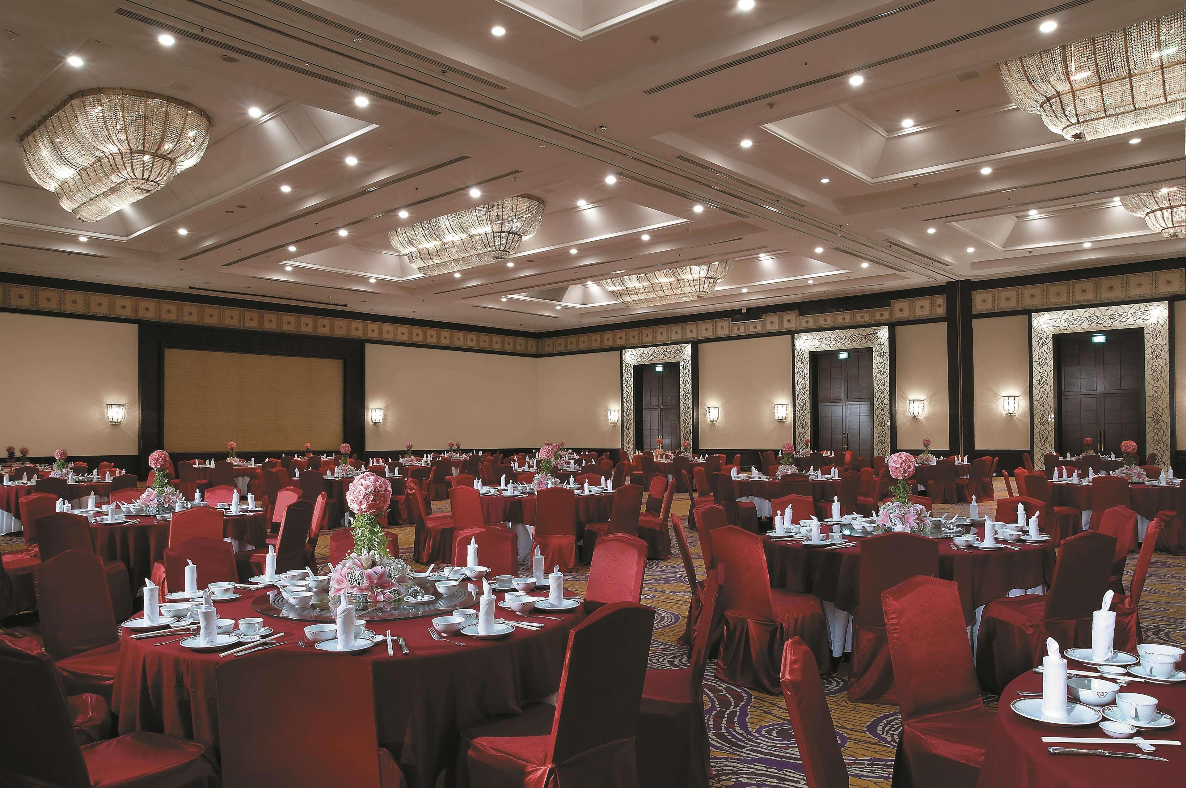 Shangri-La Surabaya Buitenkant foto