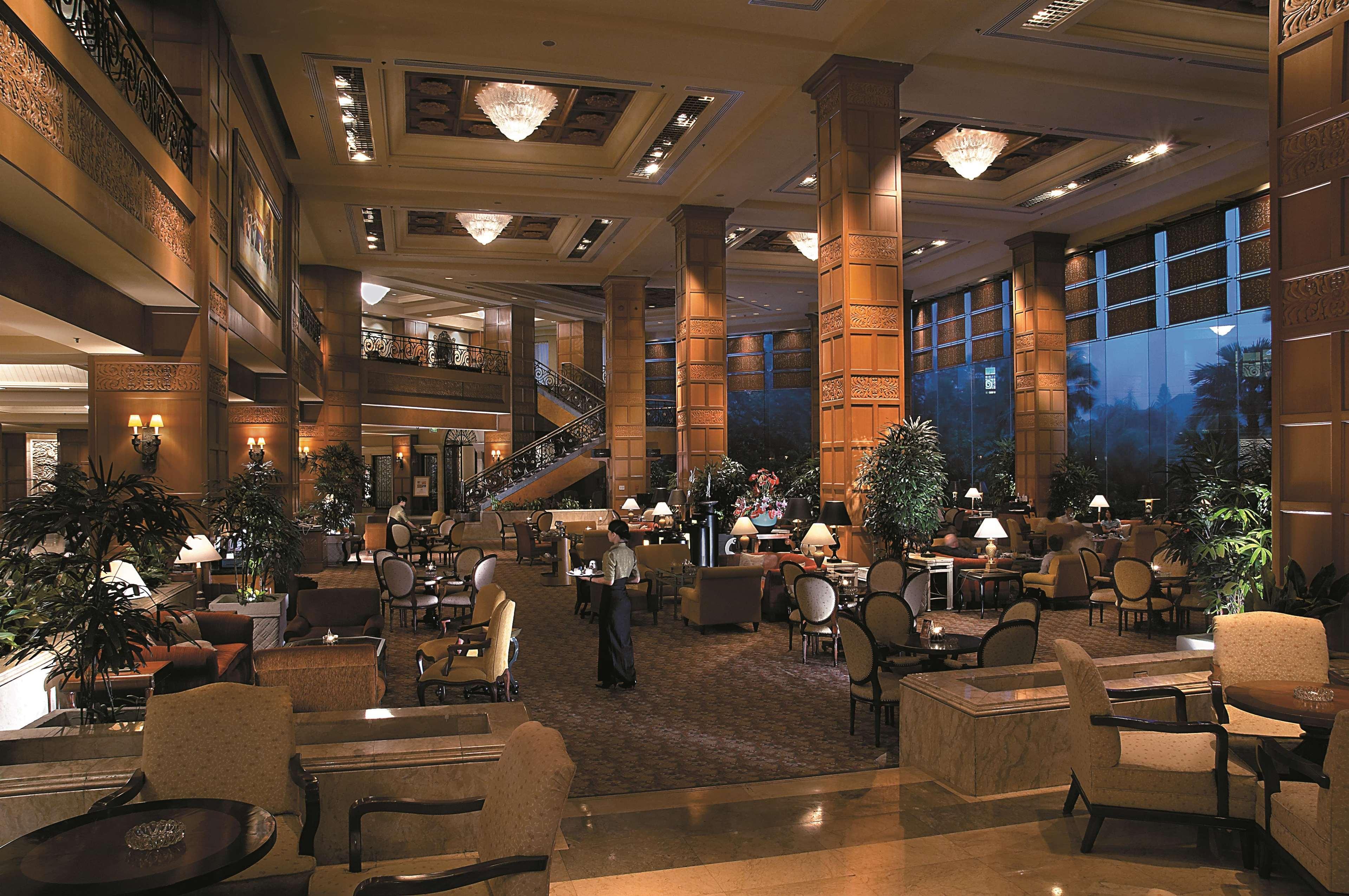 Shangri-La Surabaya Buitenkant foto