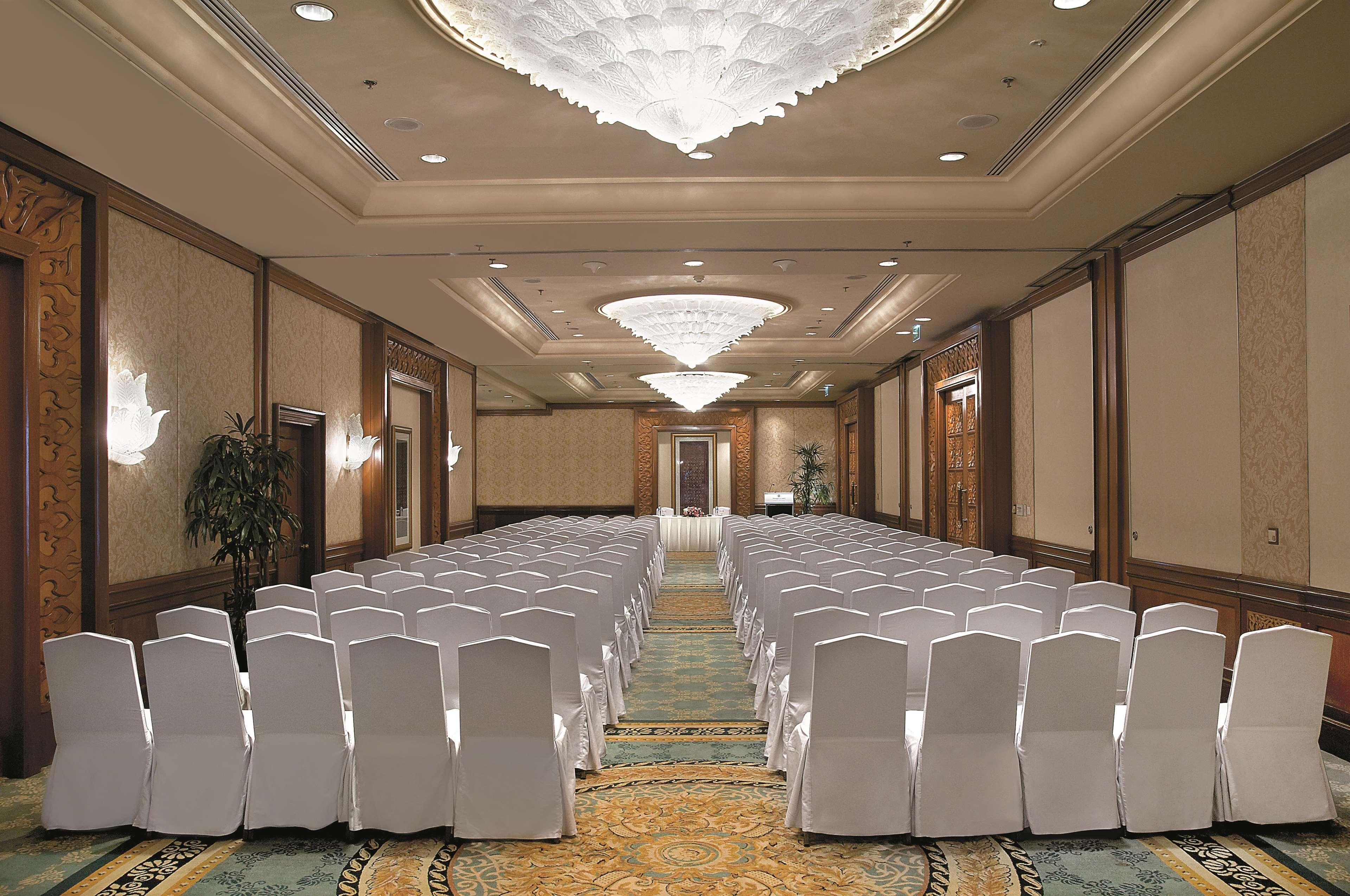Shangri-La Surabaya Buitenkant foto